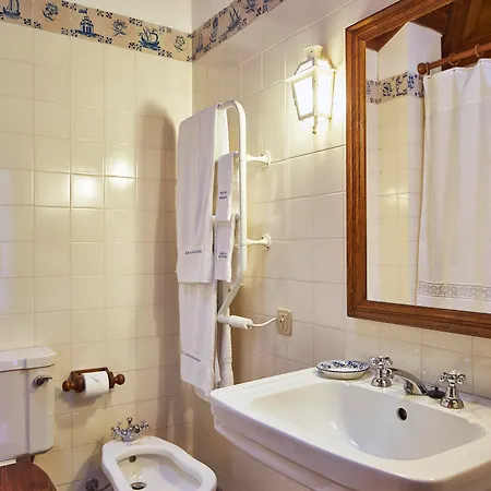 Hotel Casa De Canedo - 3*